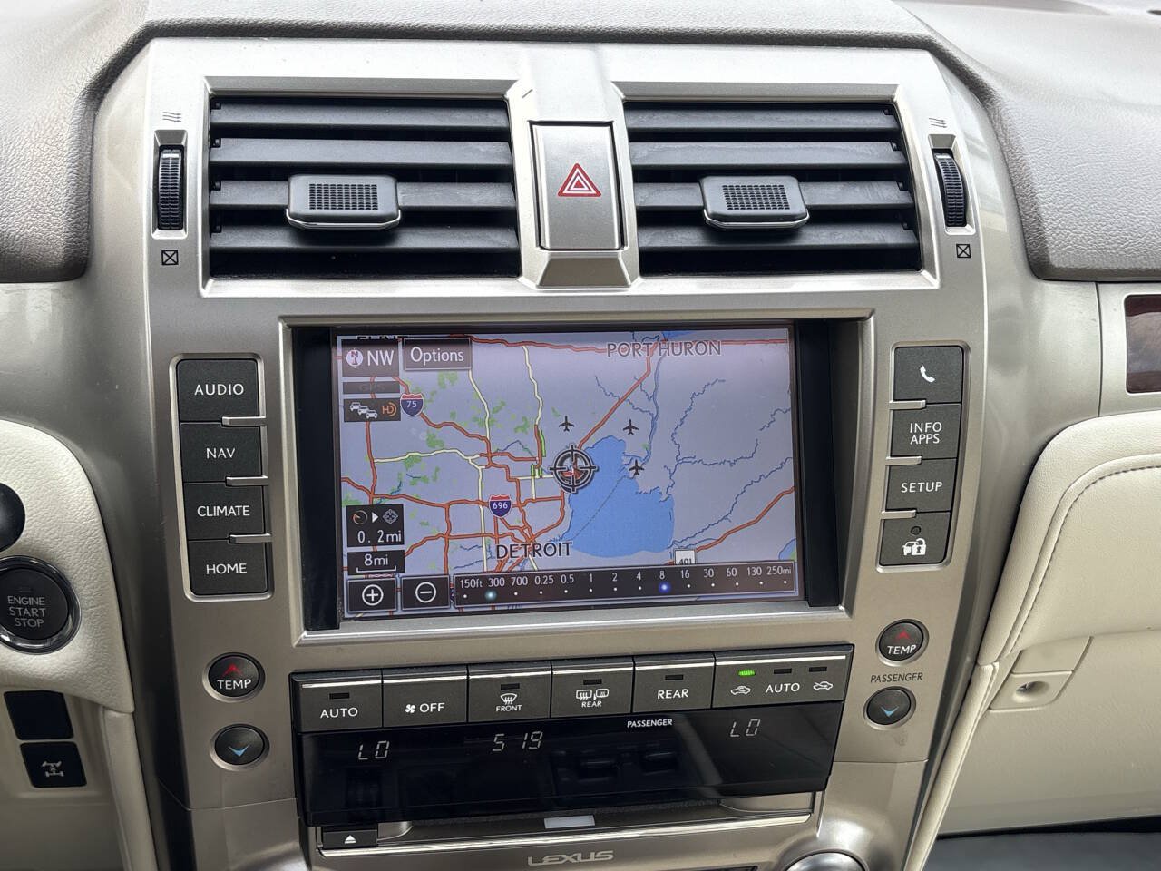 Used 2014 Lexus GX 460 w/ Premium Package AWD/4WD image 9