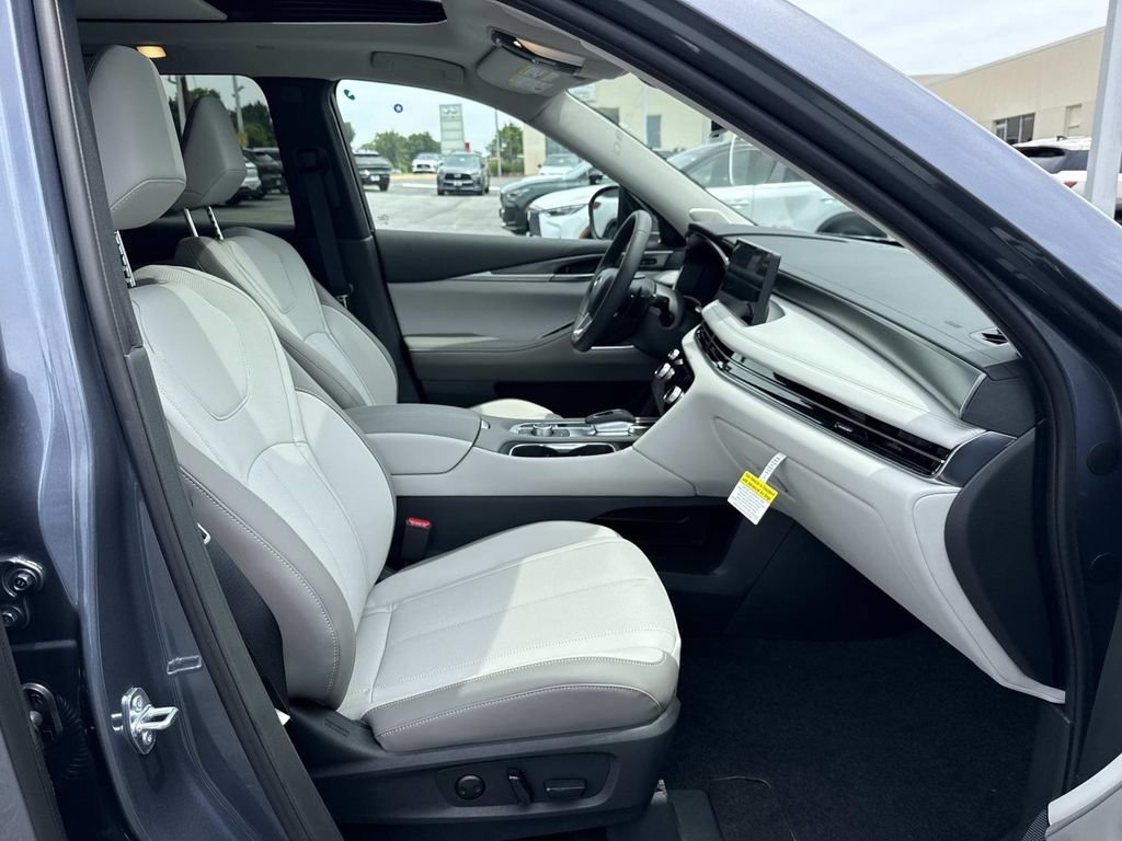 New 2027 INFINITI QX60 Luxe w/ Cargo Package AWD/4WD image 20