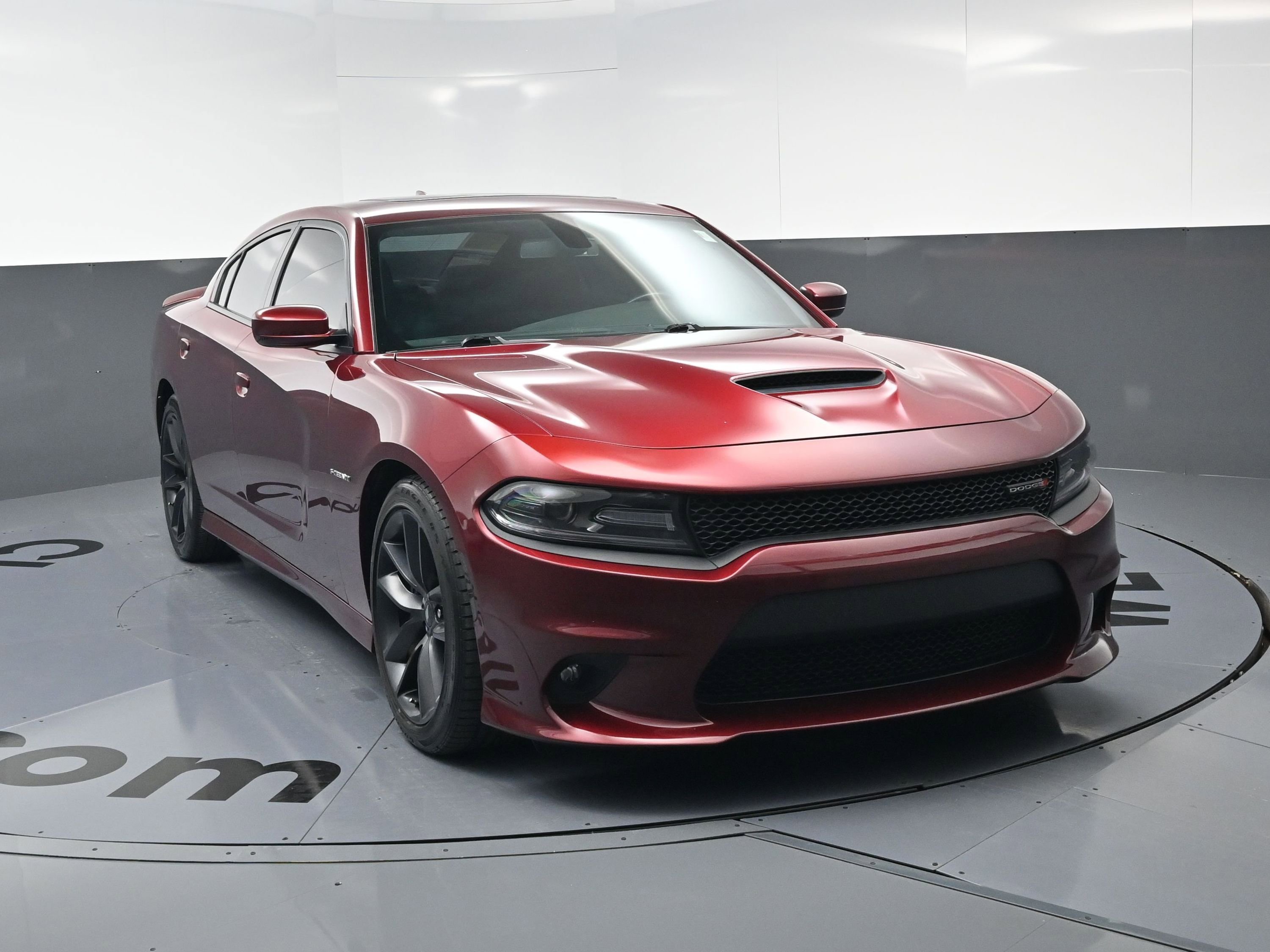 Used 2021 Dodge Charger R/T w/ Performance Handling Group image 3