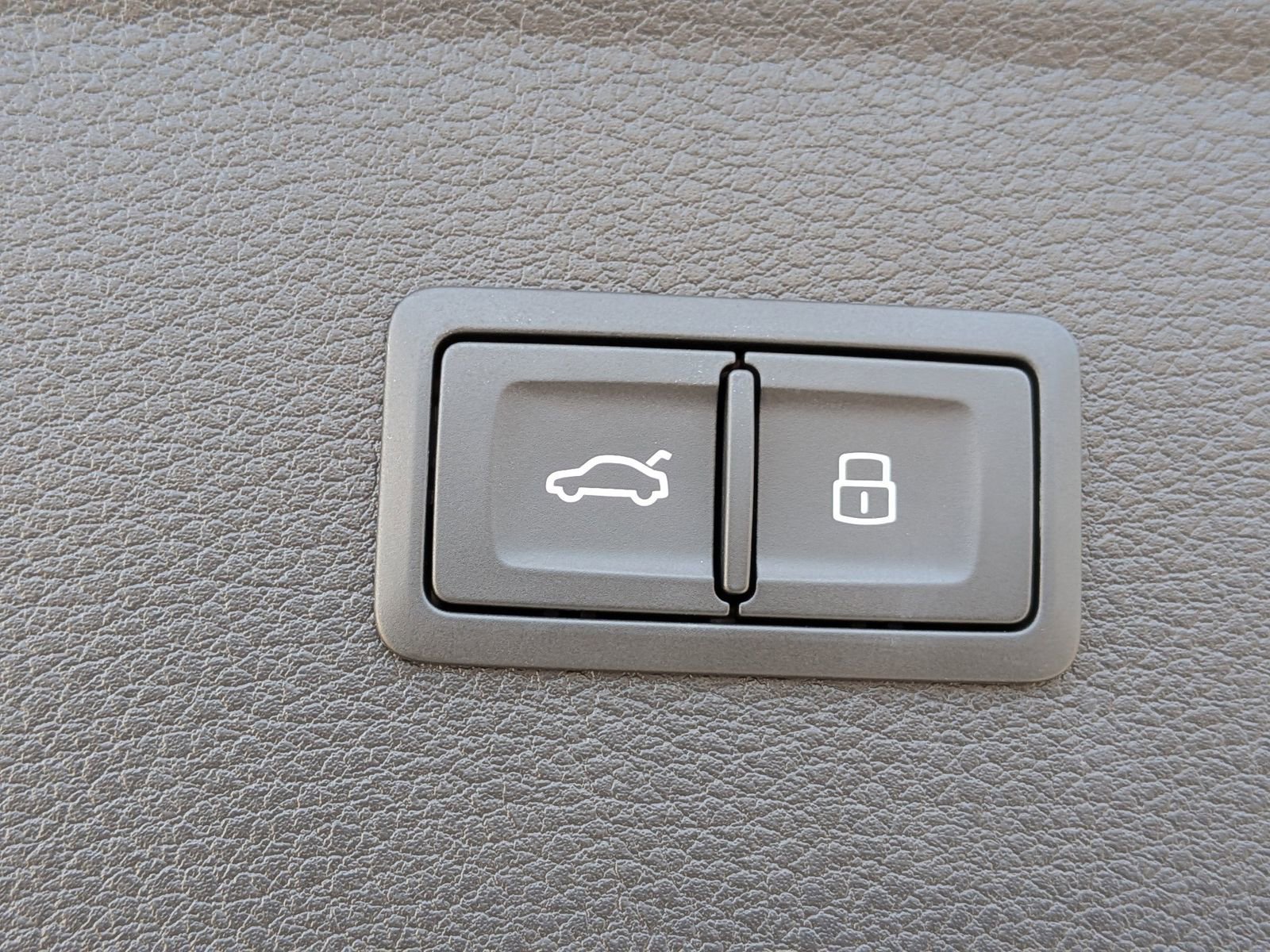 Used 2024 Audi Q5 2.0T Premium image 15