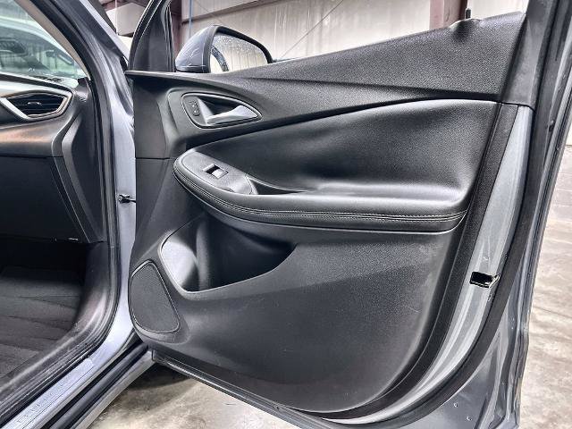 Used 2021 Buick Encore GX Preferred FWD image 29