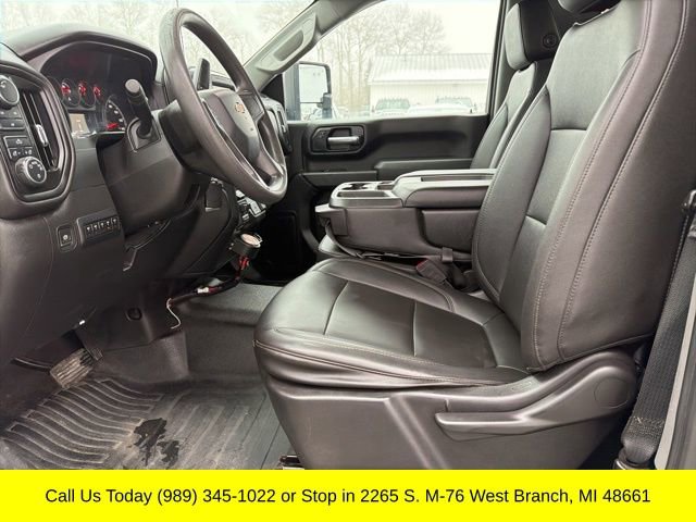 Used 2020 Chevrolet Silverado 2500 W/T w/ WT Convenience Package image 2