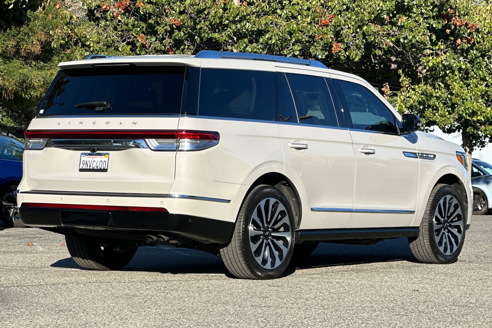 Certified 2024 Lincoln Navigator Reserve image 4