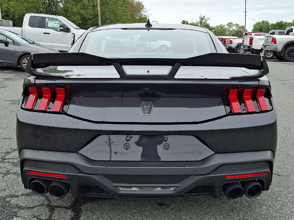 Used 2024 Ford Mustang Dark Horse w/ Dark Horse Handlin Package RWD image 5