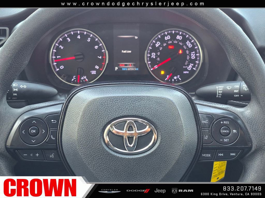 Used 2020 Toyota RAV4 LE w/ Carpet Mat Package FWD image 28