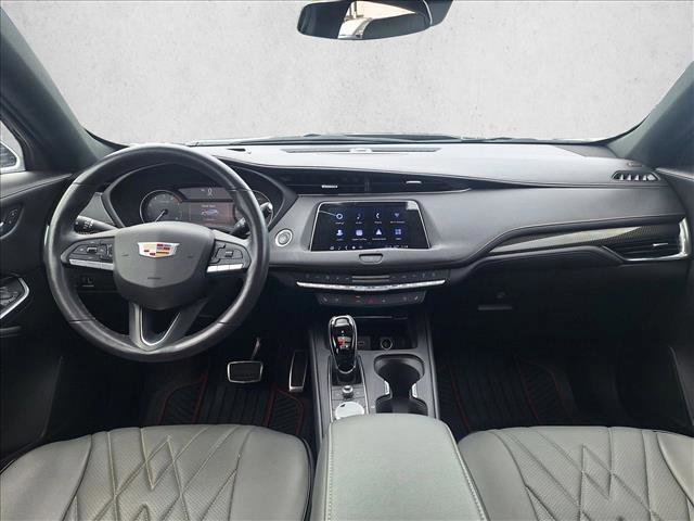 Used 2023 Cadillac XT4 Sport image 16