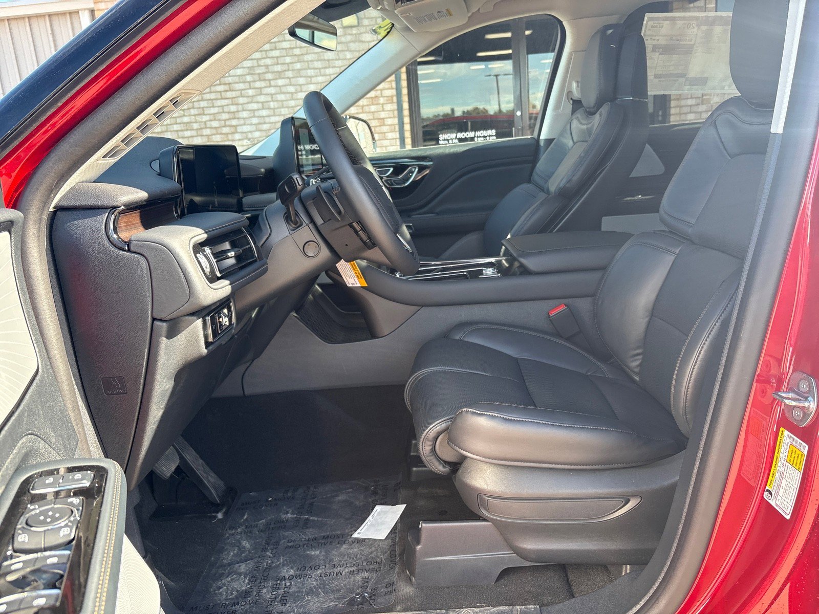 New 2026 Lincoln Aviator Reserve image 3