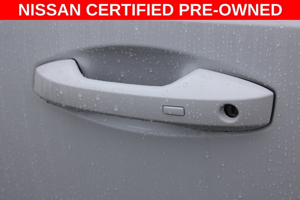 Certified 2025 Nissan Kicks SV image 15