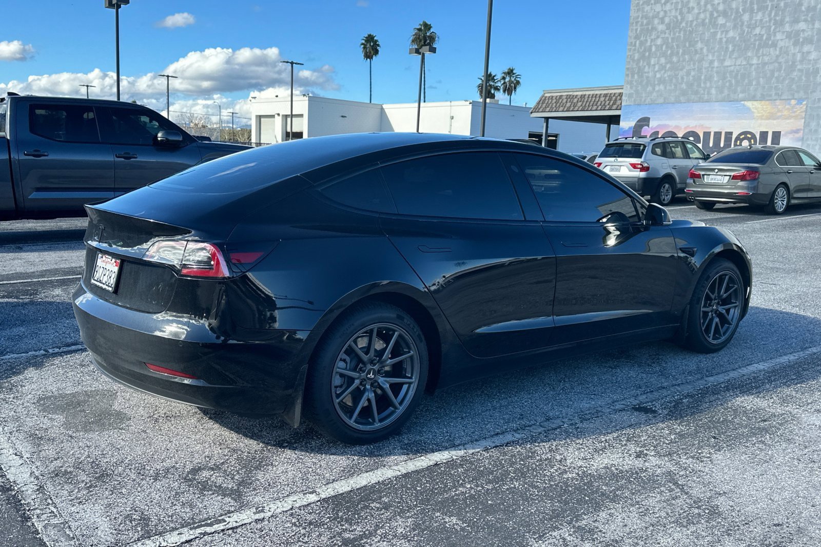 Used 2019 Tesla Model 3 Long Range image 3