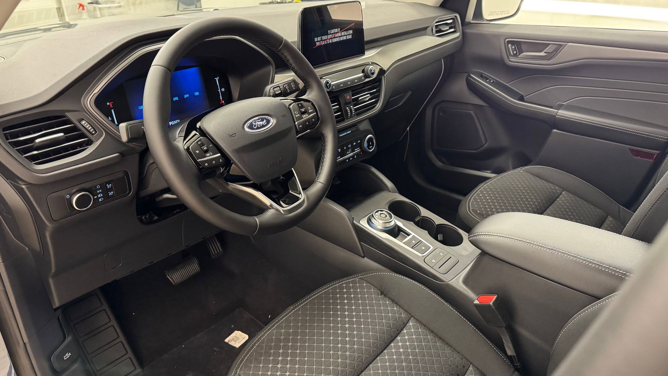 New 2026 Ford Escape Active w/ Cold Weather Package FWD image 4