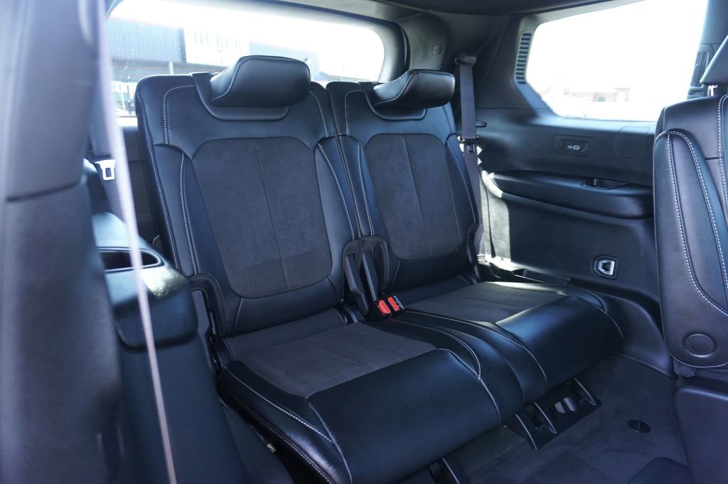 Used 2023 Jeep Grand Cherokee L Laredo AWD/4WD image 28