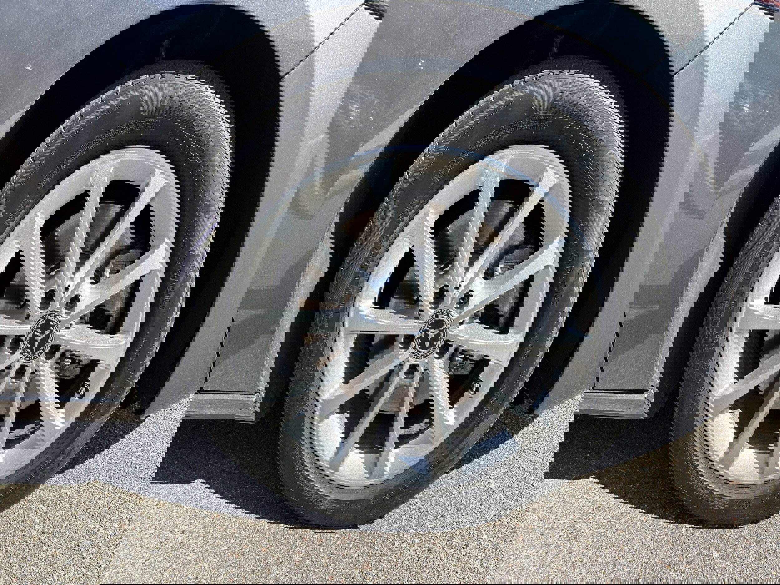 Used 2020 Mercedes-Benz A 220 w/ Premium Package image 38