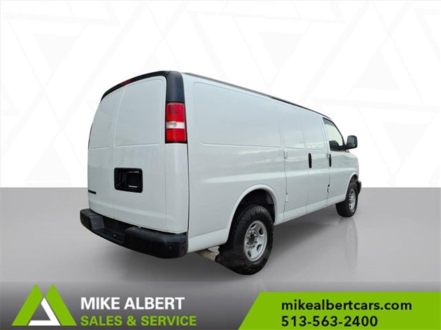 Used 2019 Chevrolet Express 2500 w/ Driver Convenience Package image 7