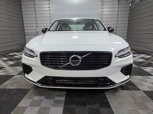 Used 2022 Volvo S60 T8 R-Design Expression w/ Advanced Package image 3