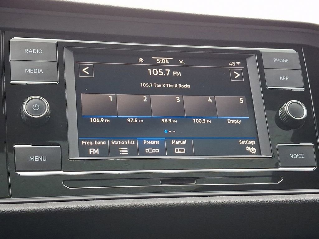 Used 2024 Volkswagen Jetta SE image 18