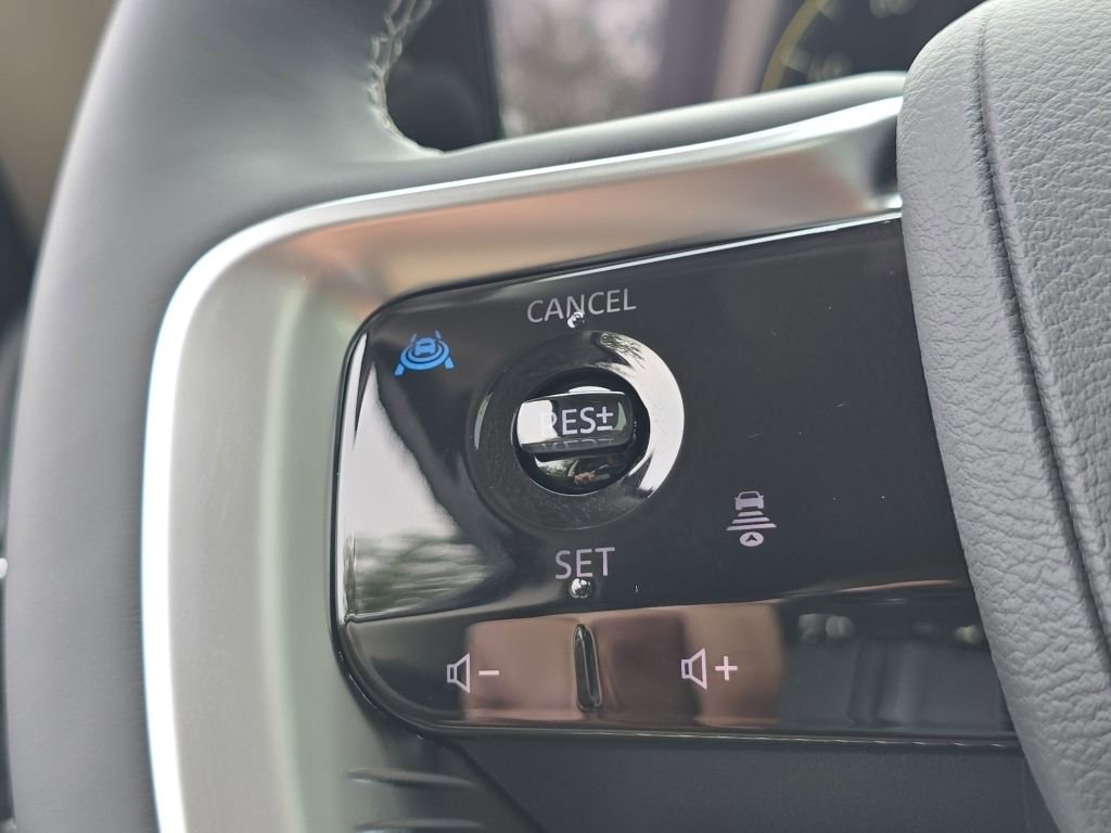 New 2025 INFINITI QX80 Luxe w/ Exterior Package image 13