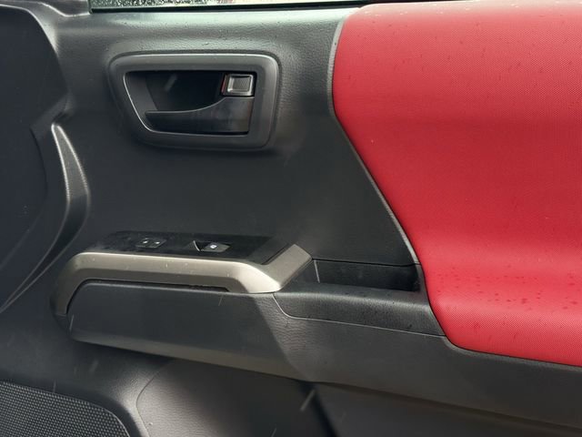 Used 2023 Toyota Tacoma SR5 AWD/4WD image 29