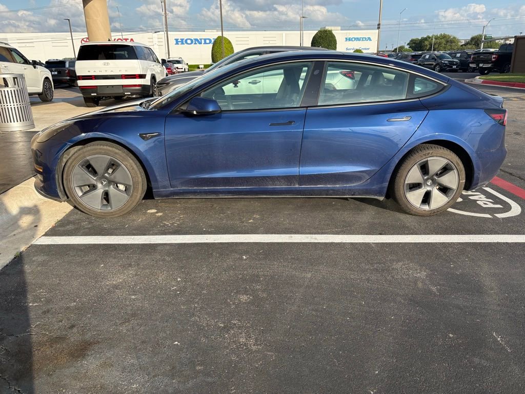 Used 2023 Tesla Model 3 Standard Range RWD image 2