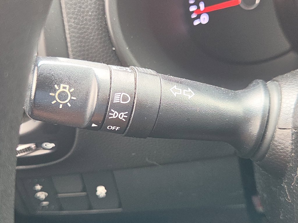 Used 2018 Kia Soul FWD image 31