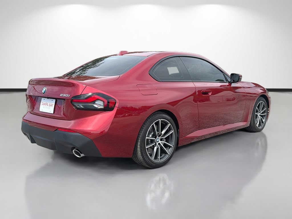 Used 2025 BMW 230i Coupe RWD image 3