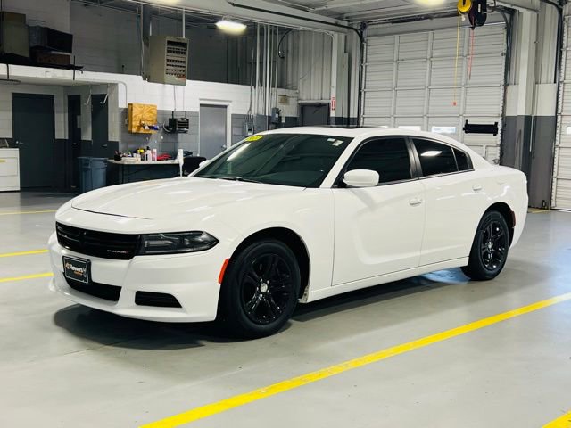 Used 2020 Dodge Charger SXT w/ Leather Interior Group RWD image 11