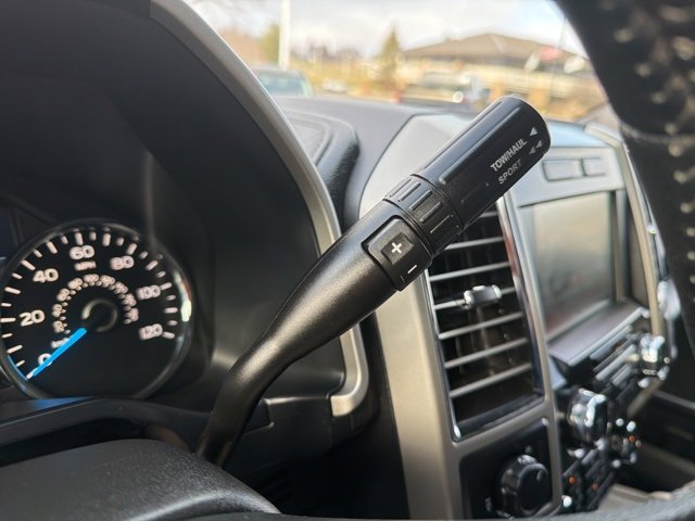 Used 2015 Ford F150 Lariat w/ Trailer Tow Package image 16