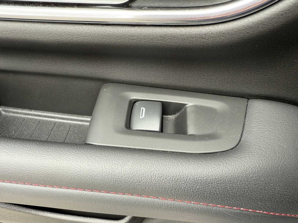 Used 2022 Chevrolet Tahoe RST image 45