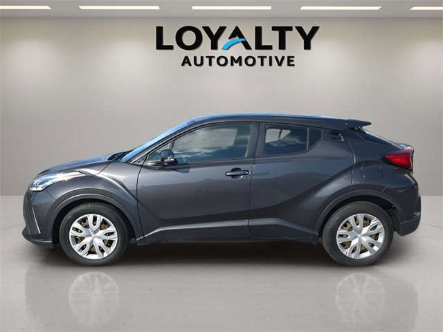 Used 2021 Toyota C-HR LE image 2