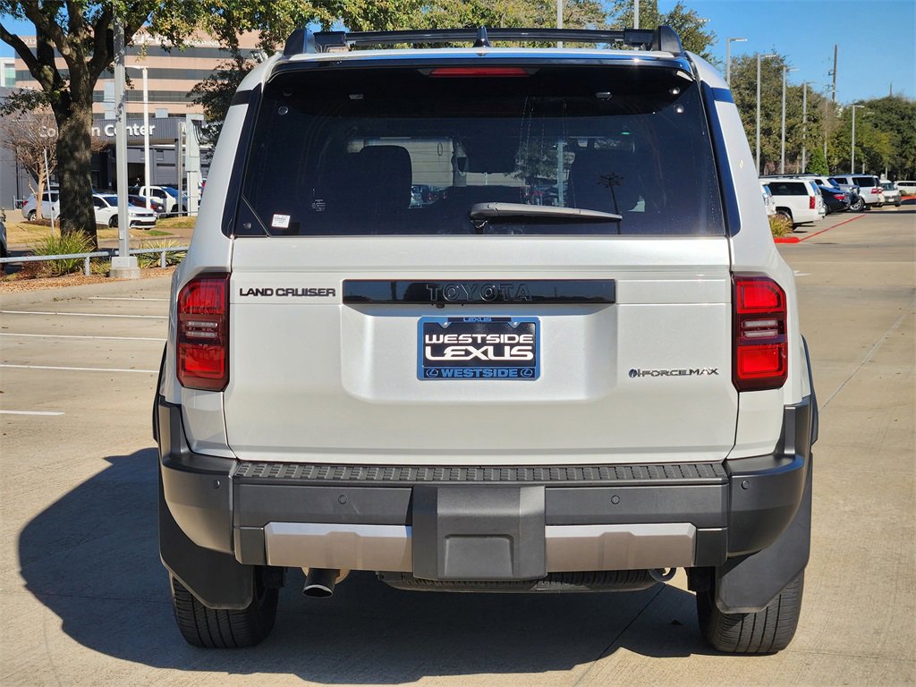 Used 2024 Toyota Land Cruiser image 6