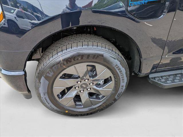 New 2025 Ford F150 Lightning Lariat AWD/4WD image 10