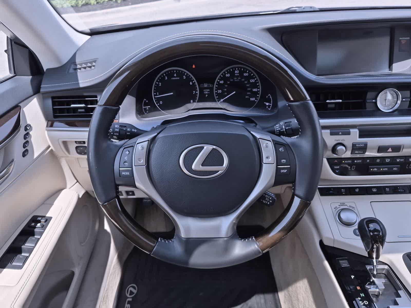 Used 2013 Lexus ES 350 w/ Luxury Pkg FWD image 24