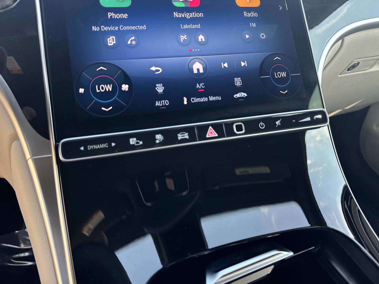 Certified 2025 Mercedes-Benz GLC 350e 4MATIC image 22