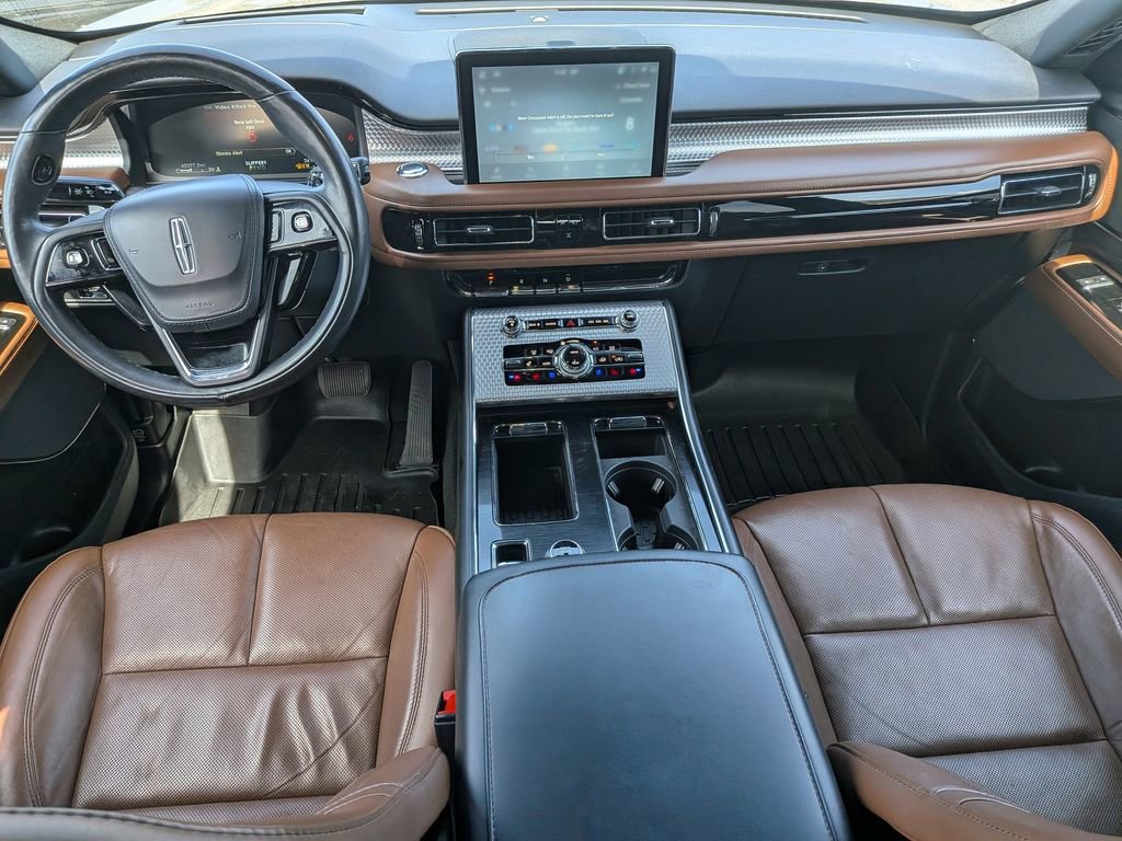 Used 2022 Lincoln Aviator Grand Touring w/ Equipment Group 301A image 17