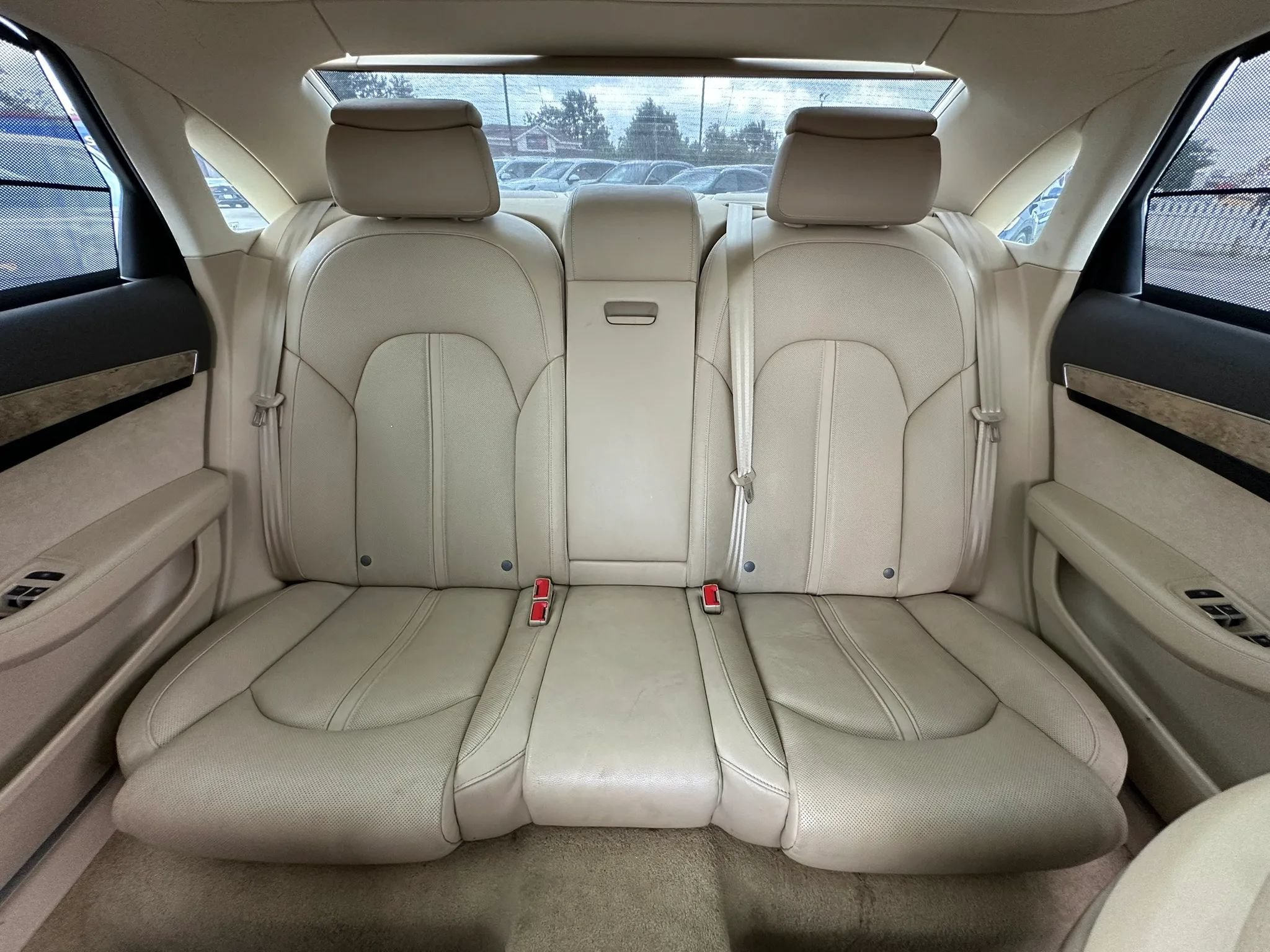 Used 2013 Audi A8 L 4.0T AWD/4WD image 16