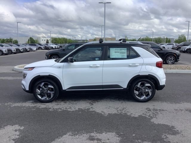 Certified 2025 Hyundai Venue Limited image 1