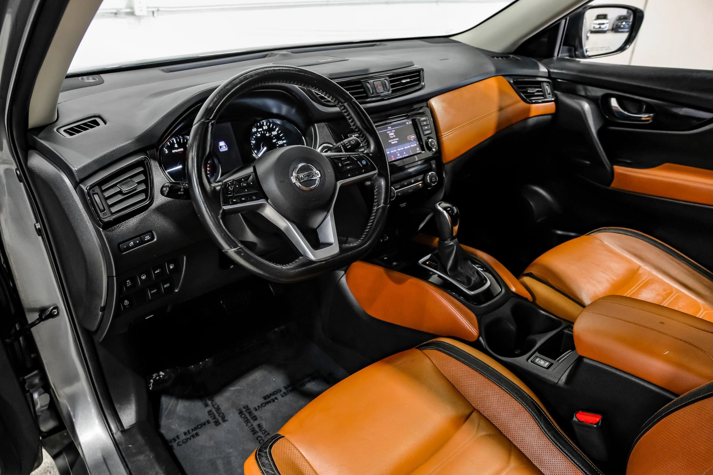 Used 2018 Nissan Rogue SL w/ Premium Package FWD image 24