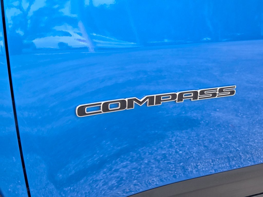 Certified 2025 Jeep Compass Sport AWD/4WD image 12