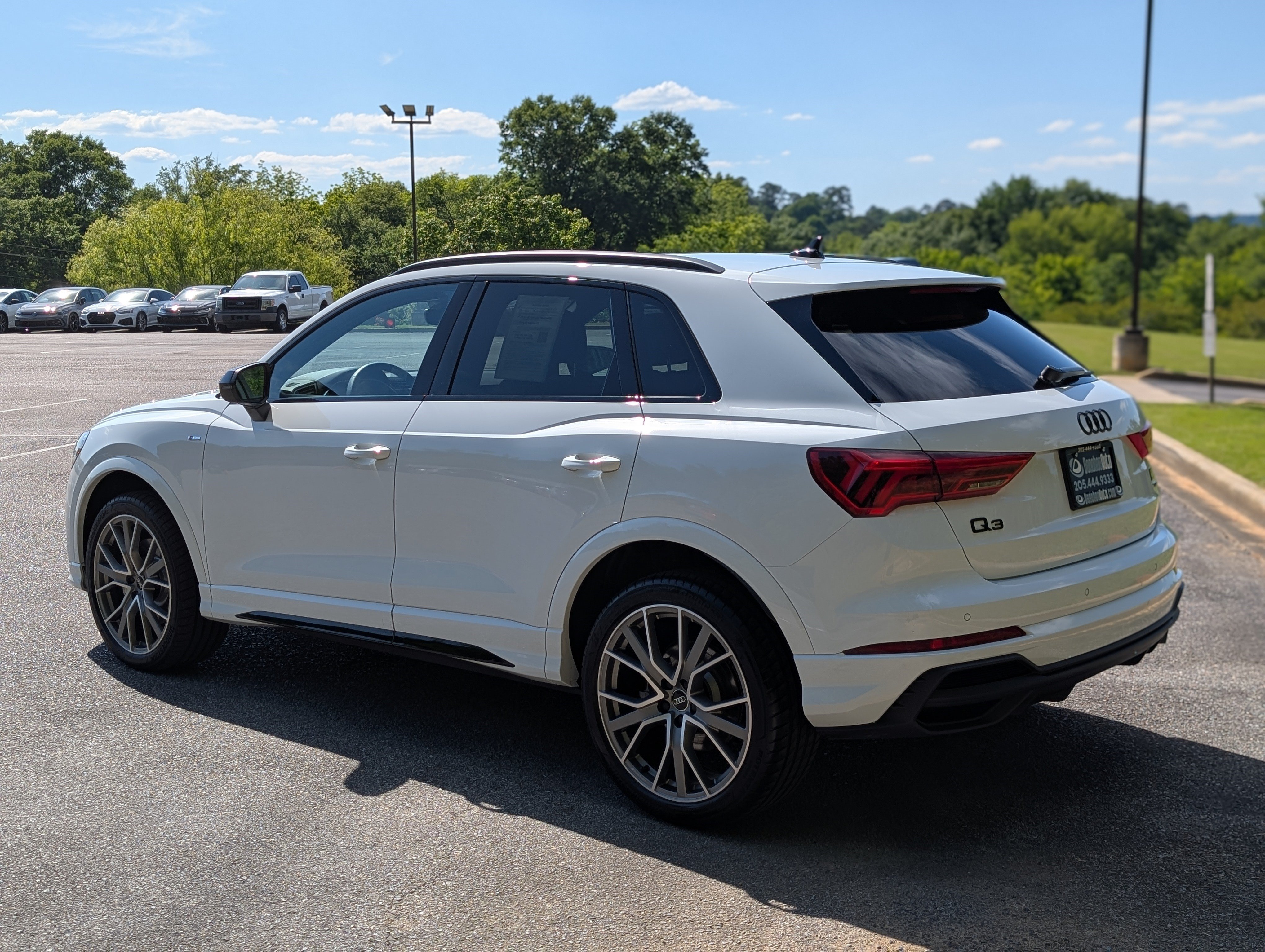 Used 2025 Audi Q3 2.0T Premium Plus w/ Premium Plus Package AWD/4WD image 7