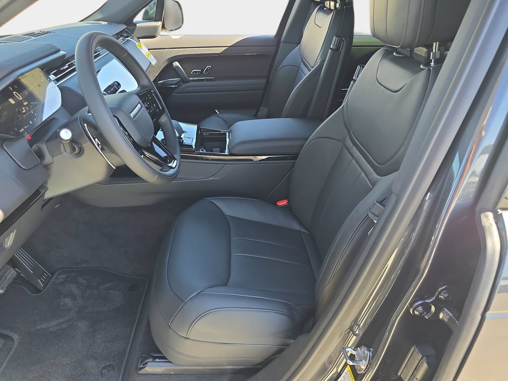 New 2026 Land Rover Range Rover Sport Dynamic SE AWD/4WD image 16