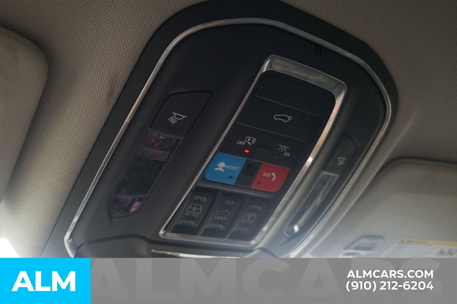 Used 2023 Jeep Grand Cherokee 4WD 4xe image 39