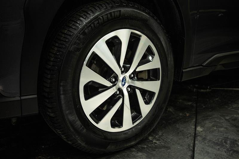 Used 2024 Subaru Outback Premium AWD/4WD image 3