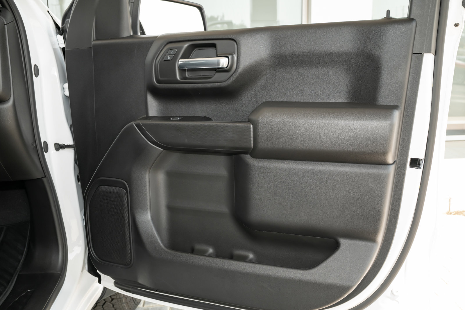 Used 2024 Chevrolet Silverado 1500 Custom w/ Turbomax Blackout Package image 42