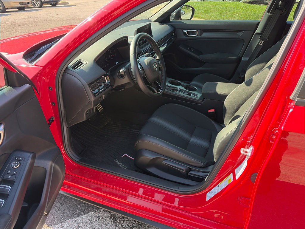 Used 2025 Honda Civic Sport image 10