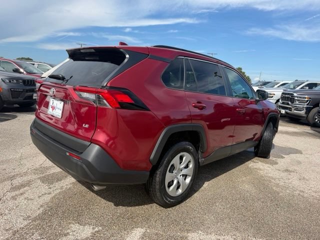 Used 2021 Toyota RAV4 LE FWD image 6