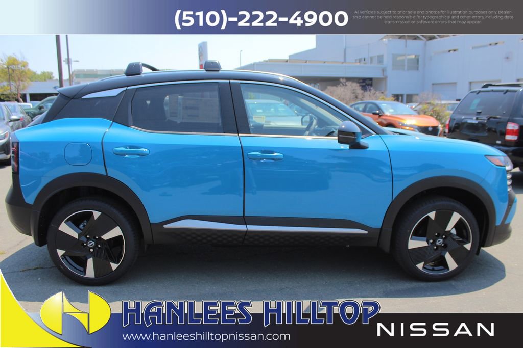 New 2025 Nissan Kicks SR FWD image 5