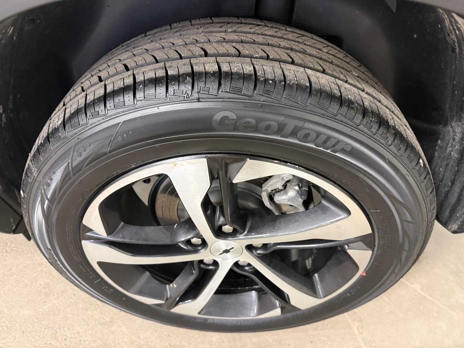 Used 2024 Chevrolet Trax RS FWD image 9