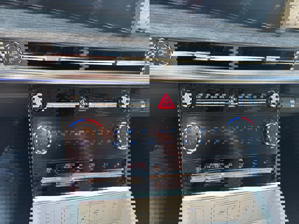 New 2026 Hyundai Santa Fe Limited image 11