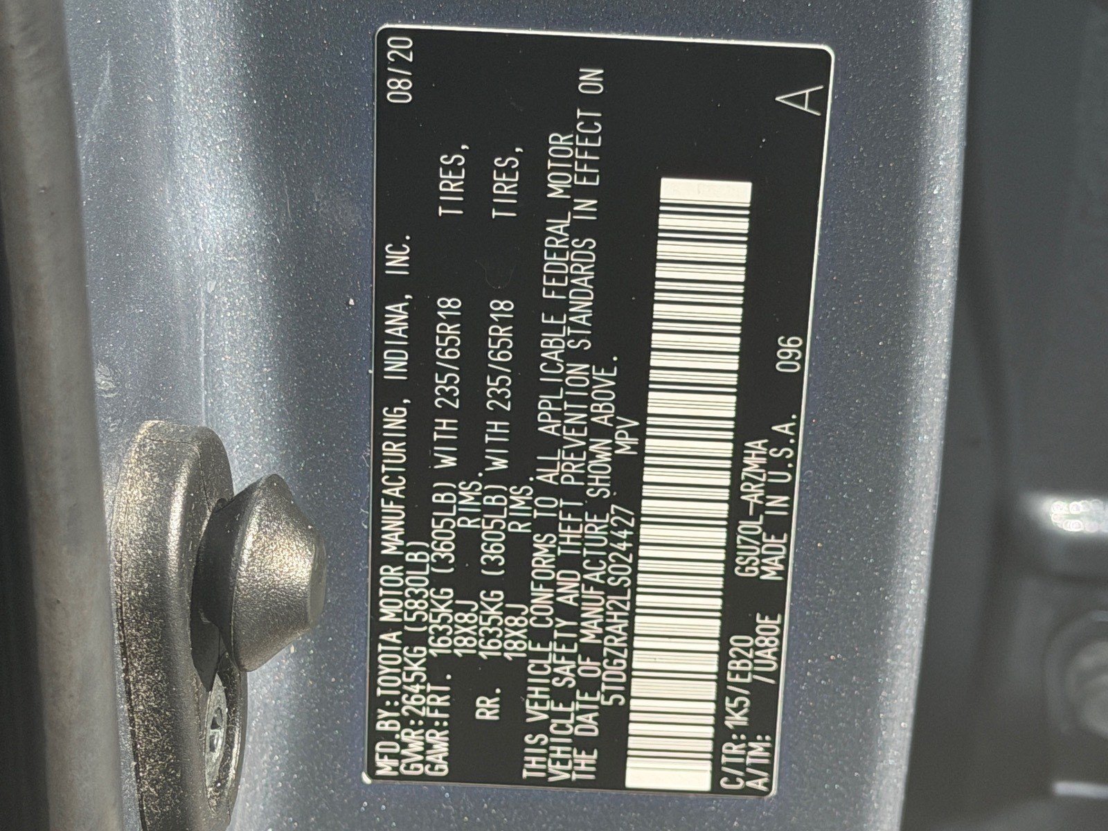 Used 2020 Toyota Highlander XLE FWD image 46