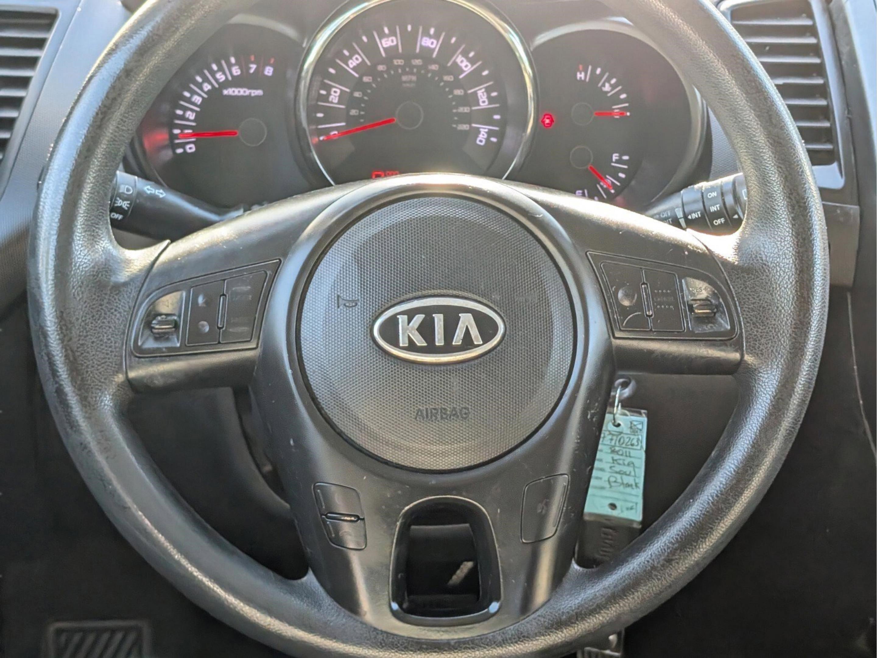 Used 2011 Kia Soul + image 28