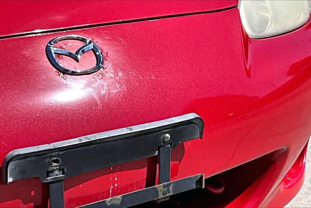 Used 2001 MAZDA MX-5 Miata RWD image 11